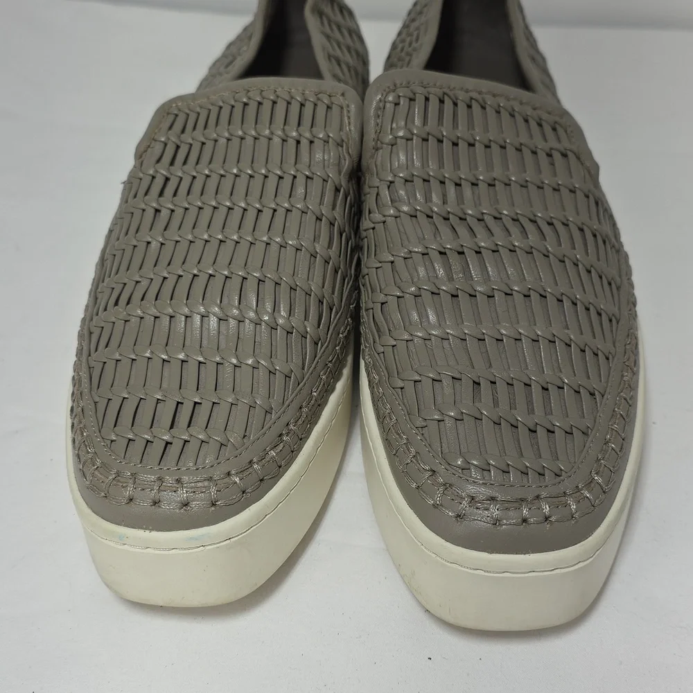 Vince‎ Stafford Women’s Sneakers Woven Gray Leather Slip On Shoes Size 8 M
